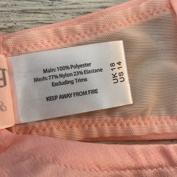 NWOT Bettie Page x playful promises satin bra and garter belt retro size 14 10 L - Picture 5 of 12